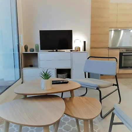 Moderne 3* Avec Balcon, Proche Du Et Plage, Parking Privatif, Wi-fi Inclus - Fr-1-239-862 *
